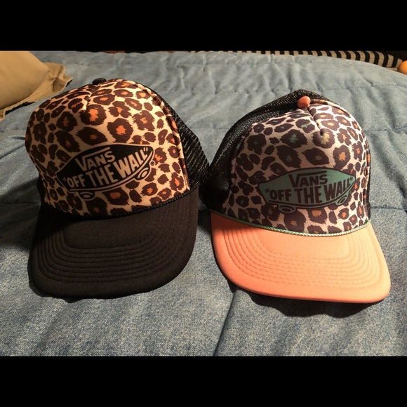Vans Accessories - 2 hats for 1 price